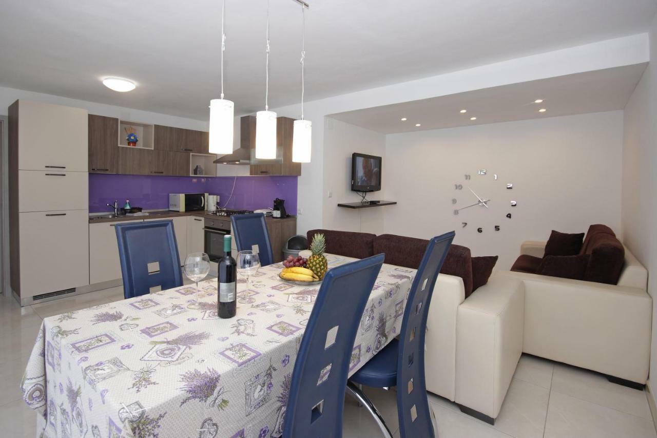 Apartment Alet Pula Luaran gambar