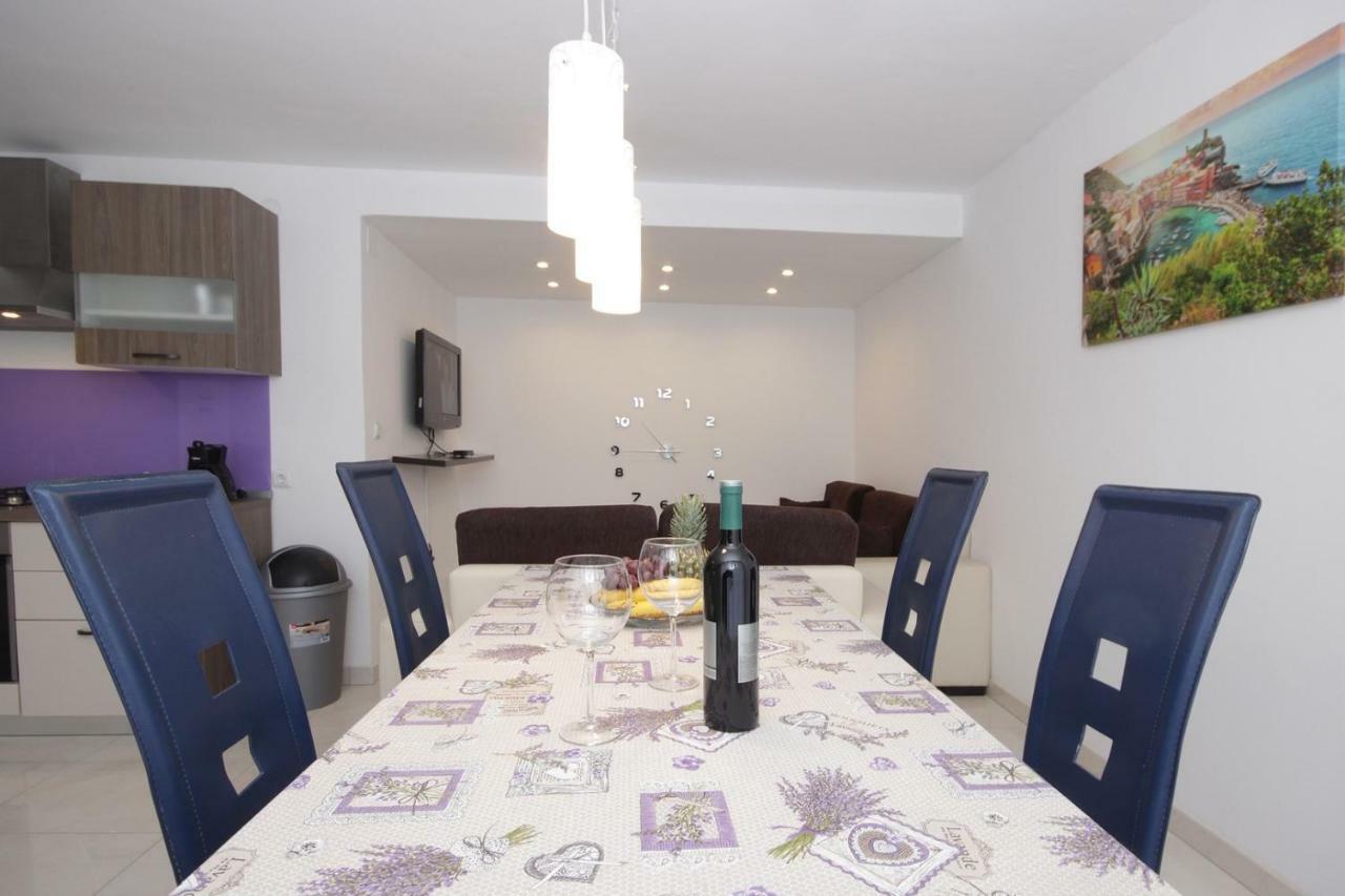Apartment Alet Pula Luaran gambar